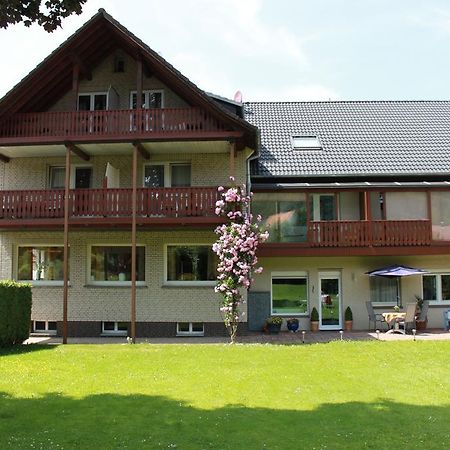 Ferienquartier Waldblick Hotell Lügde Exteriör bild